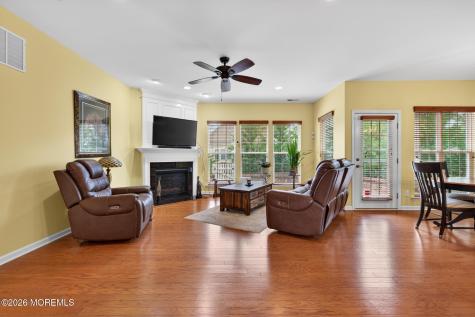 21 Ascot Lane Manchester NJ 08759