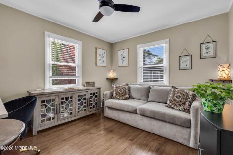 52 Thomas Avenue Shrewsbury Boro NJ 07702