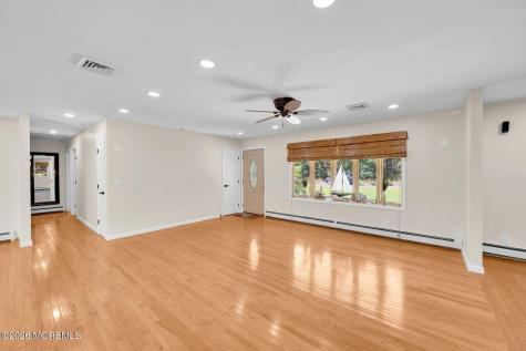 1720 Bayonne Avenue Whiting NJ 08759