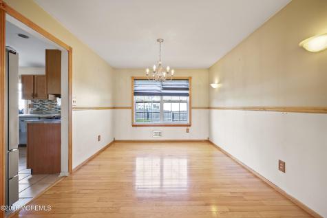 23 Dogwood Court Cliffwood NJ 07721