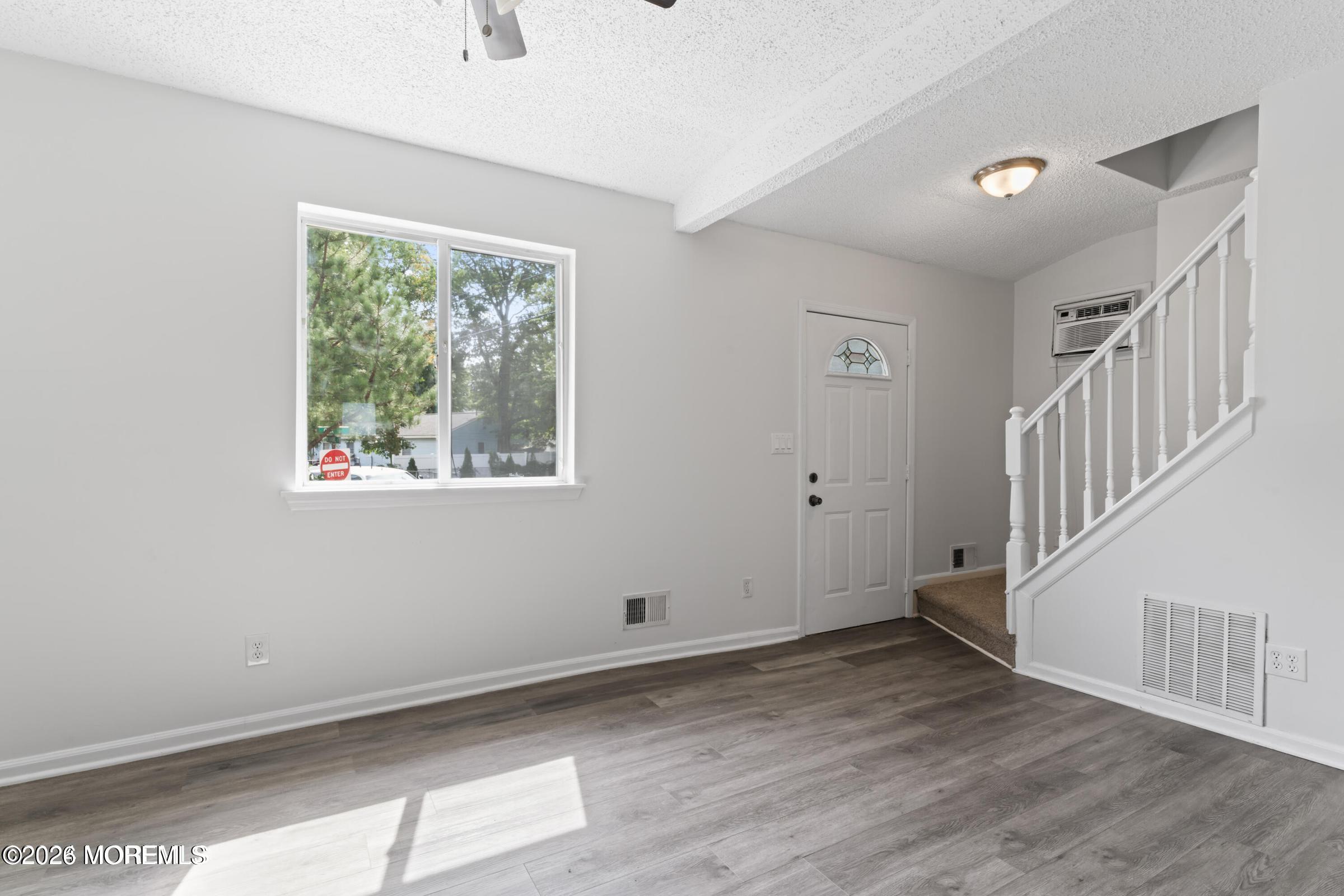 73 Oak Street Keansburg NJ 07734