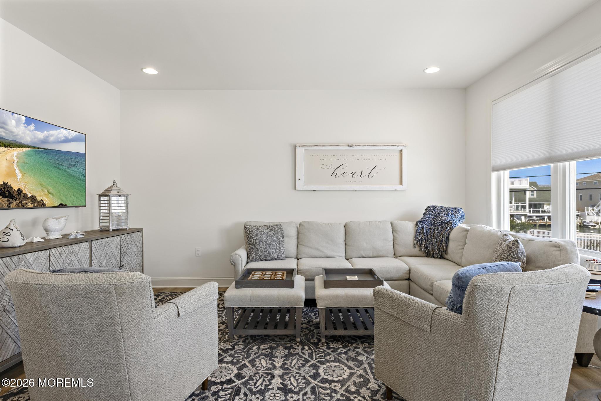20 Jeri-ann Drive Manahawkin NJ 08050