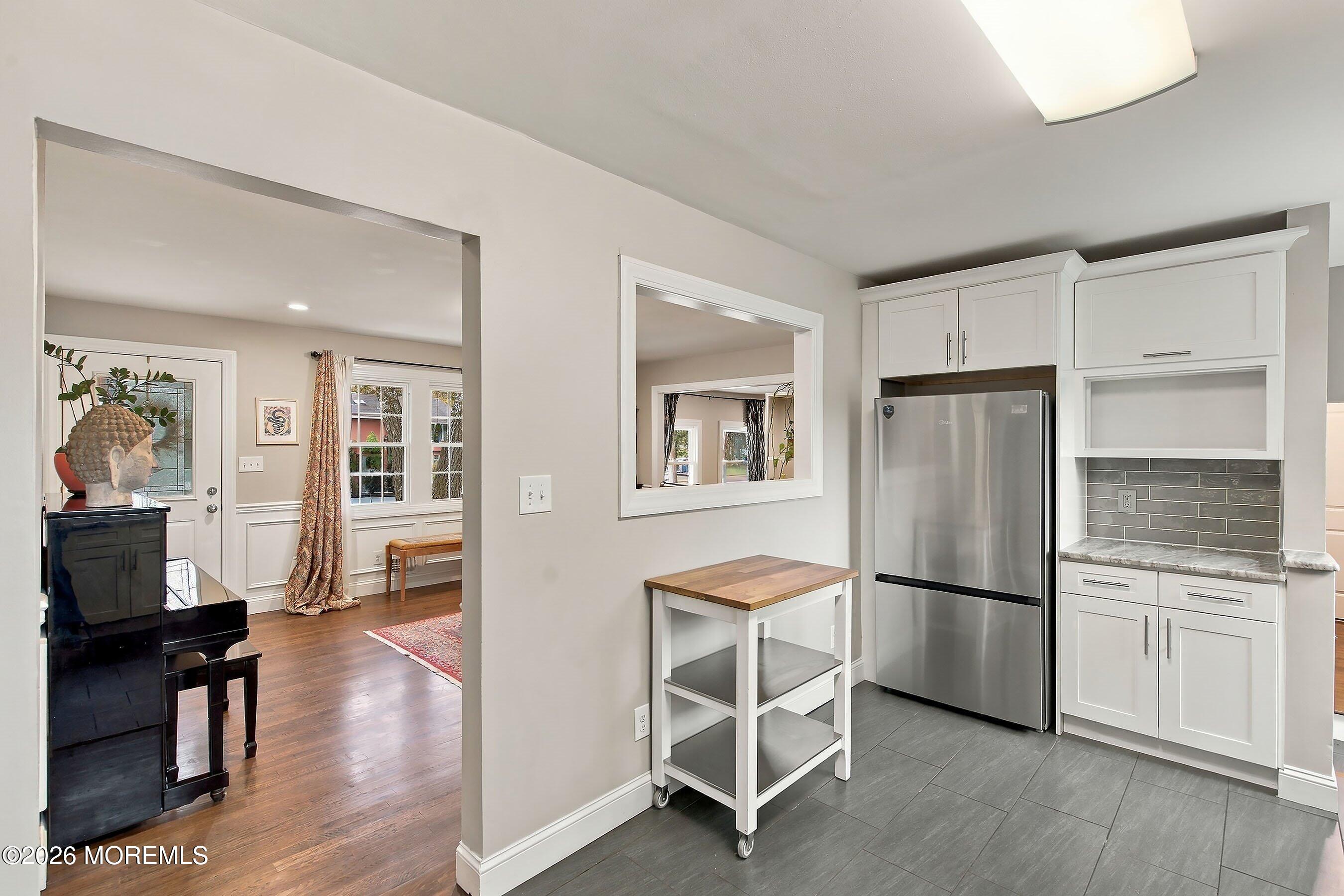 8 Hampton Road Howell NJ 07731