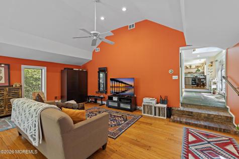 17 Park Way Highlands NJ 07732