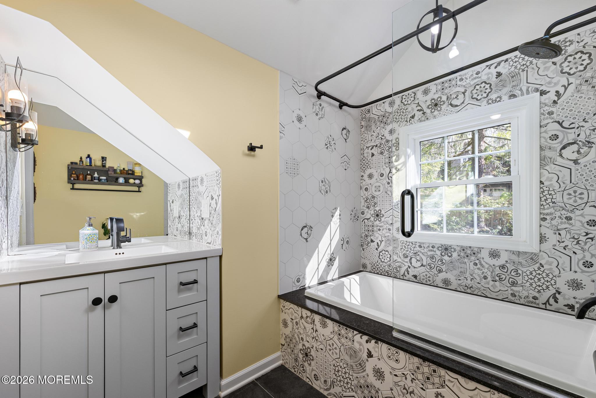 17 Park Way Highlands NJ 07732