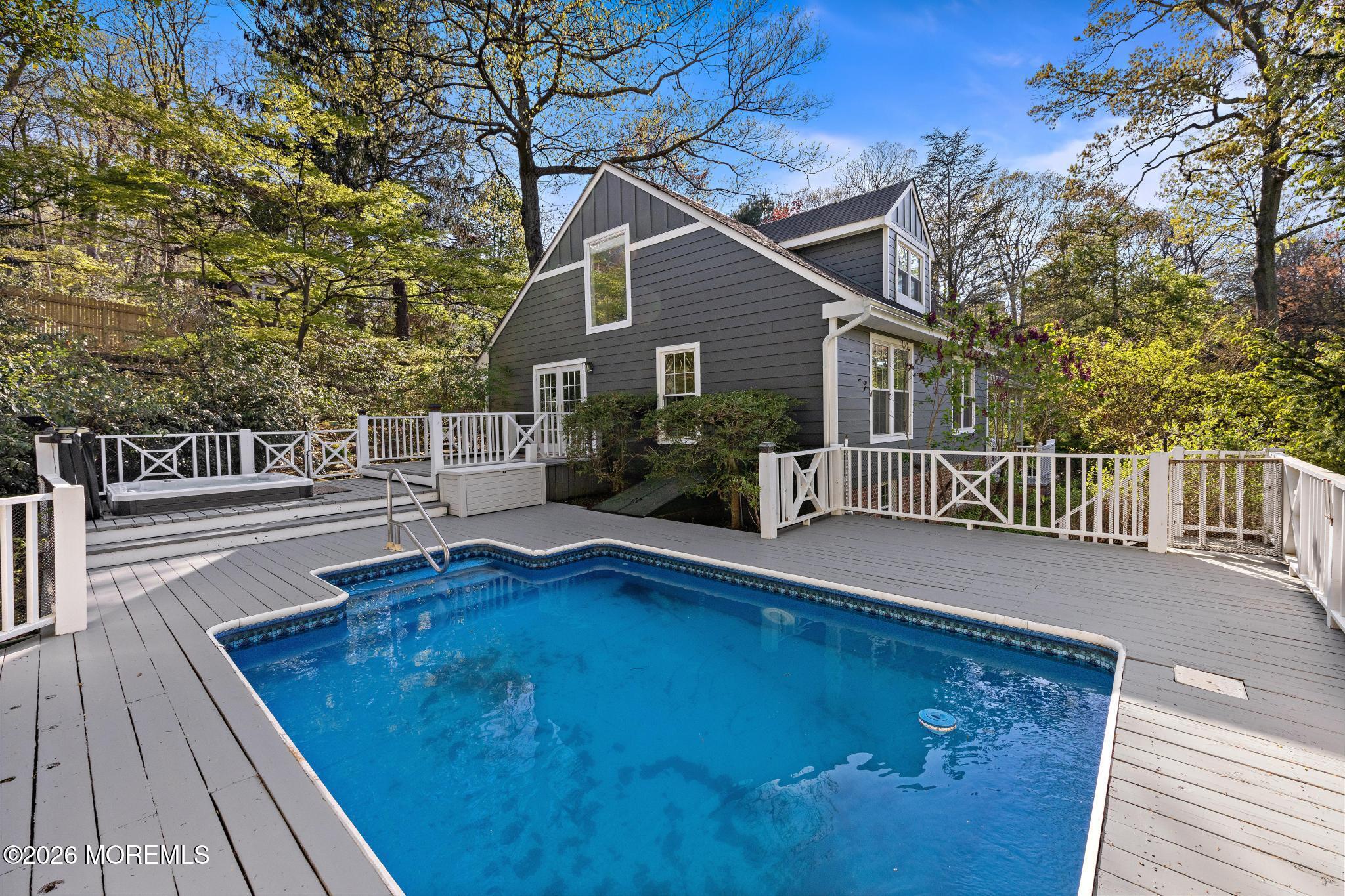 17 Park Way Highlands NJ 07732