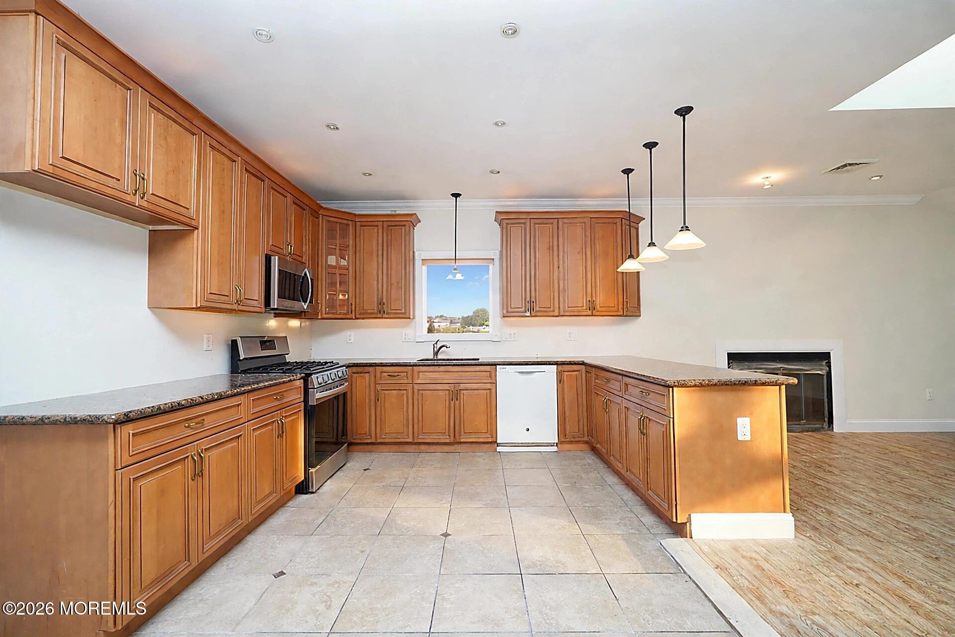 943 Jennifer Lane Manahawkin NJ 08050