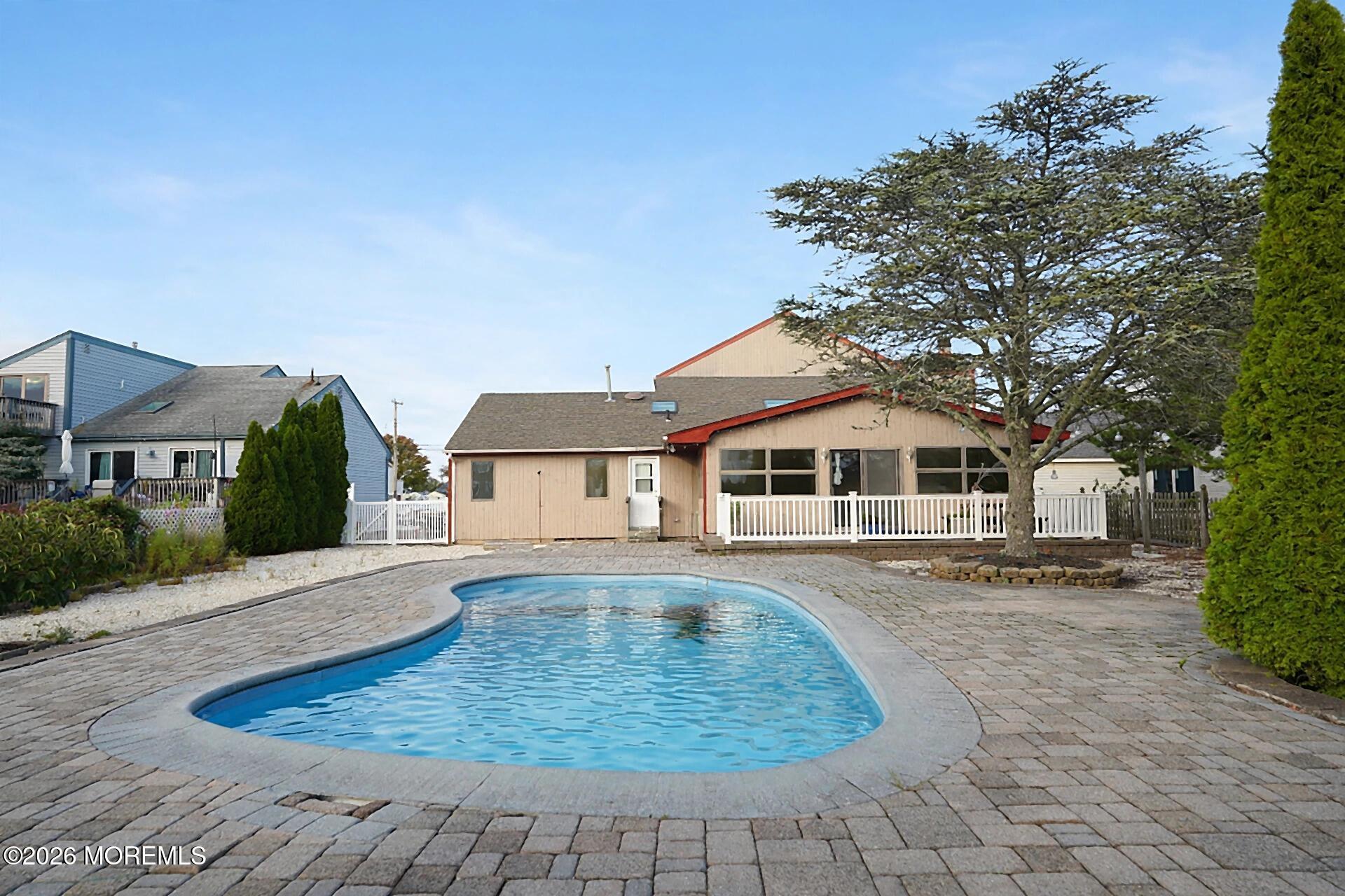 943 Jennifer Lane Manahawkin NJ 08050