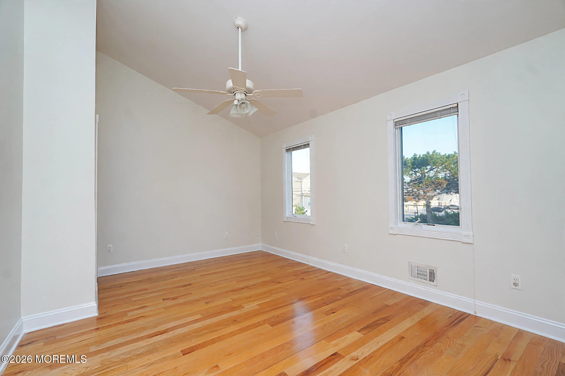 943 Jennifer Lane Manahawkin NJ 08050