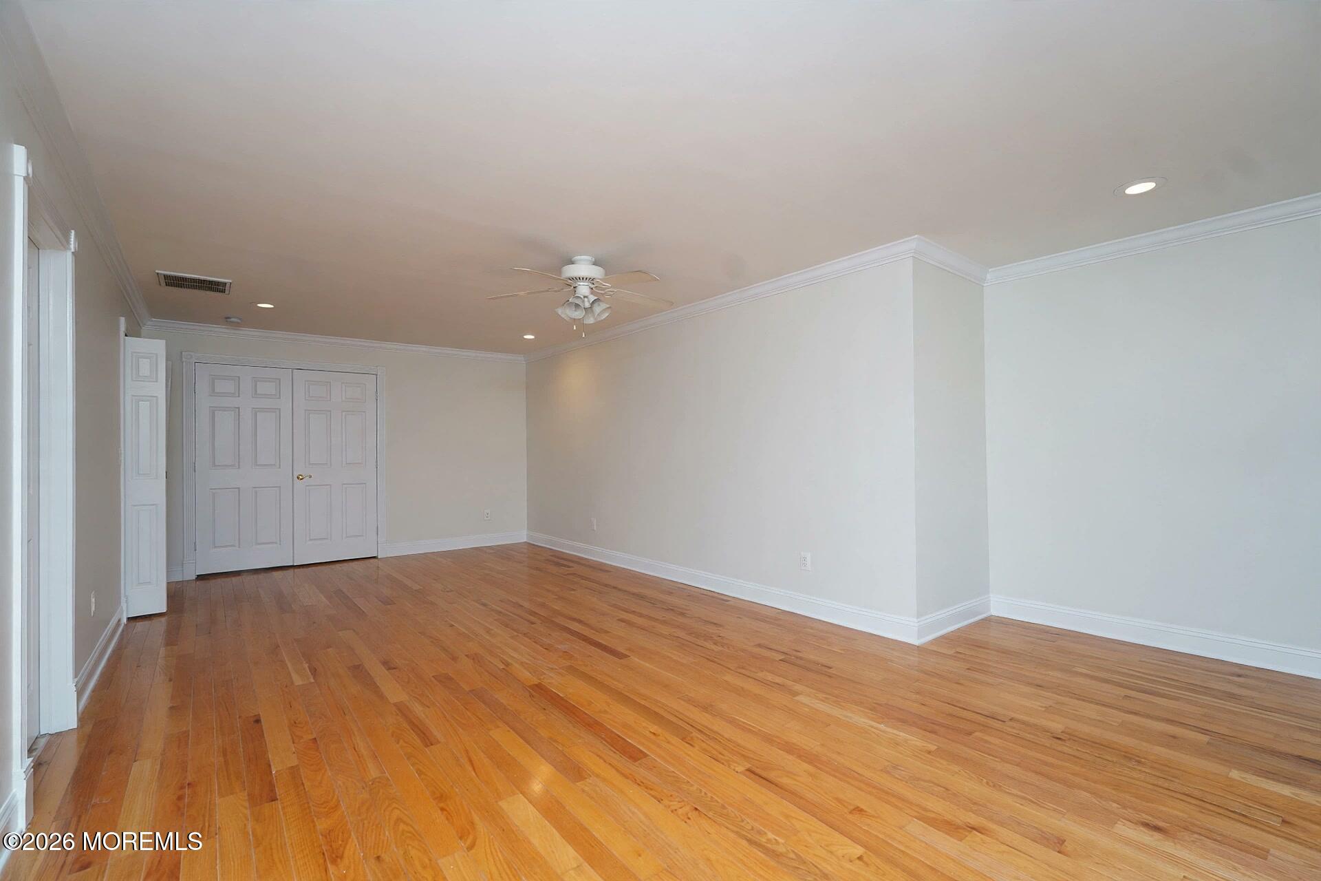 943 Jennifer Lane Manahawkin NJ 08050