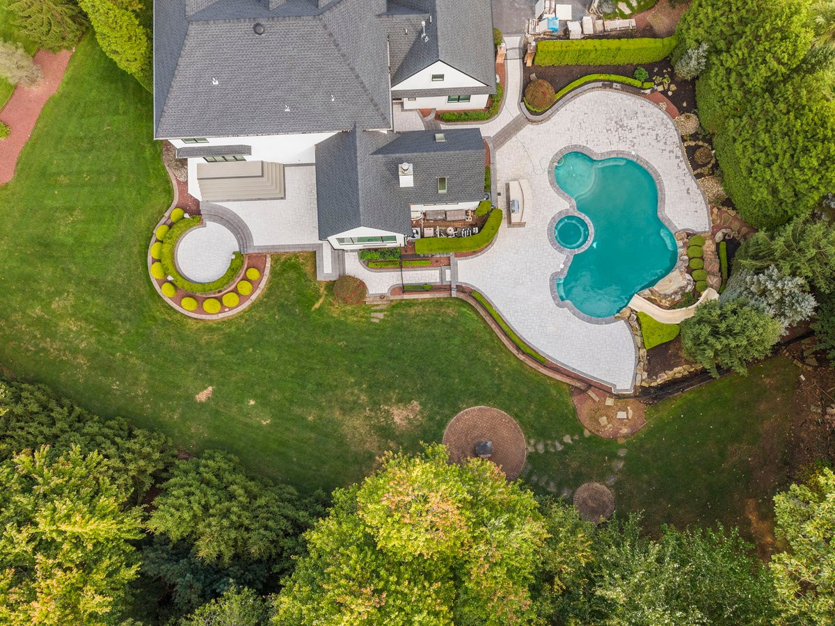 14 Huxley Court Marlboro NJ 07746