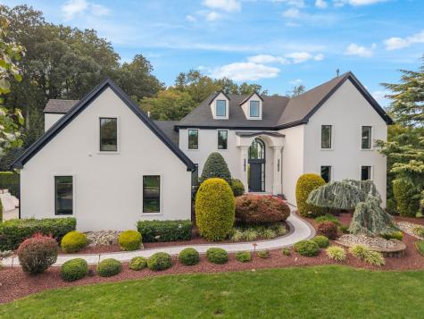 14 Huxley Court Marlboro NJ 07746