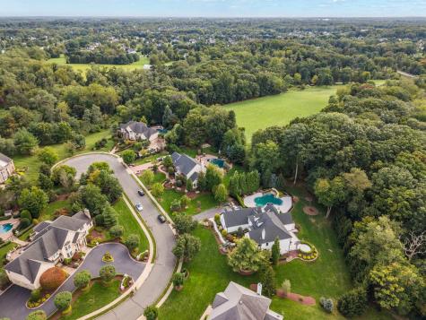 14 Huxley Court Marlboro NJ 07746