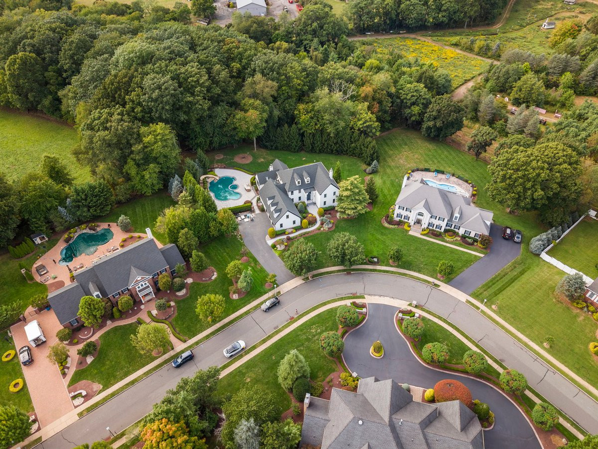 14 Huxley Court Marlboro NJ 07746