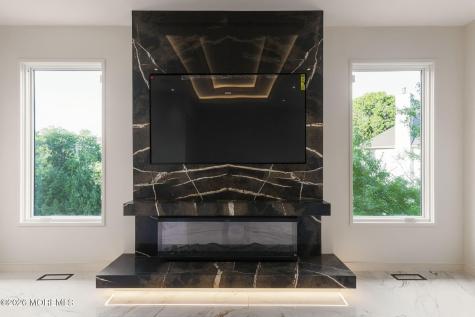 14 Huxley Court Marlboro NJ 07746