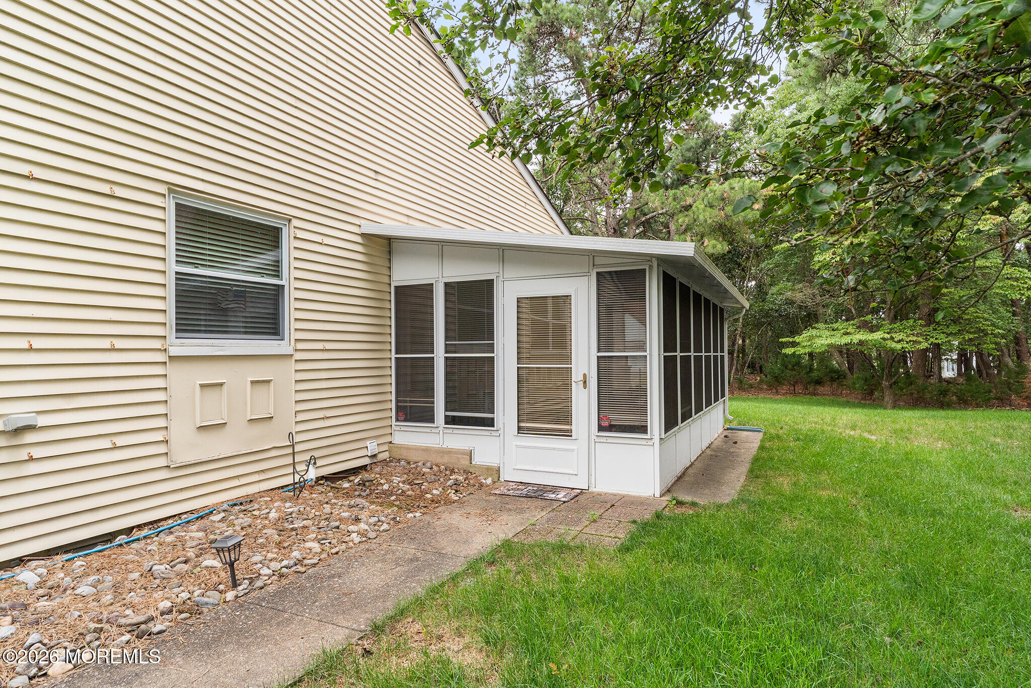 46 Auburn Street Whiting NJ 08759