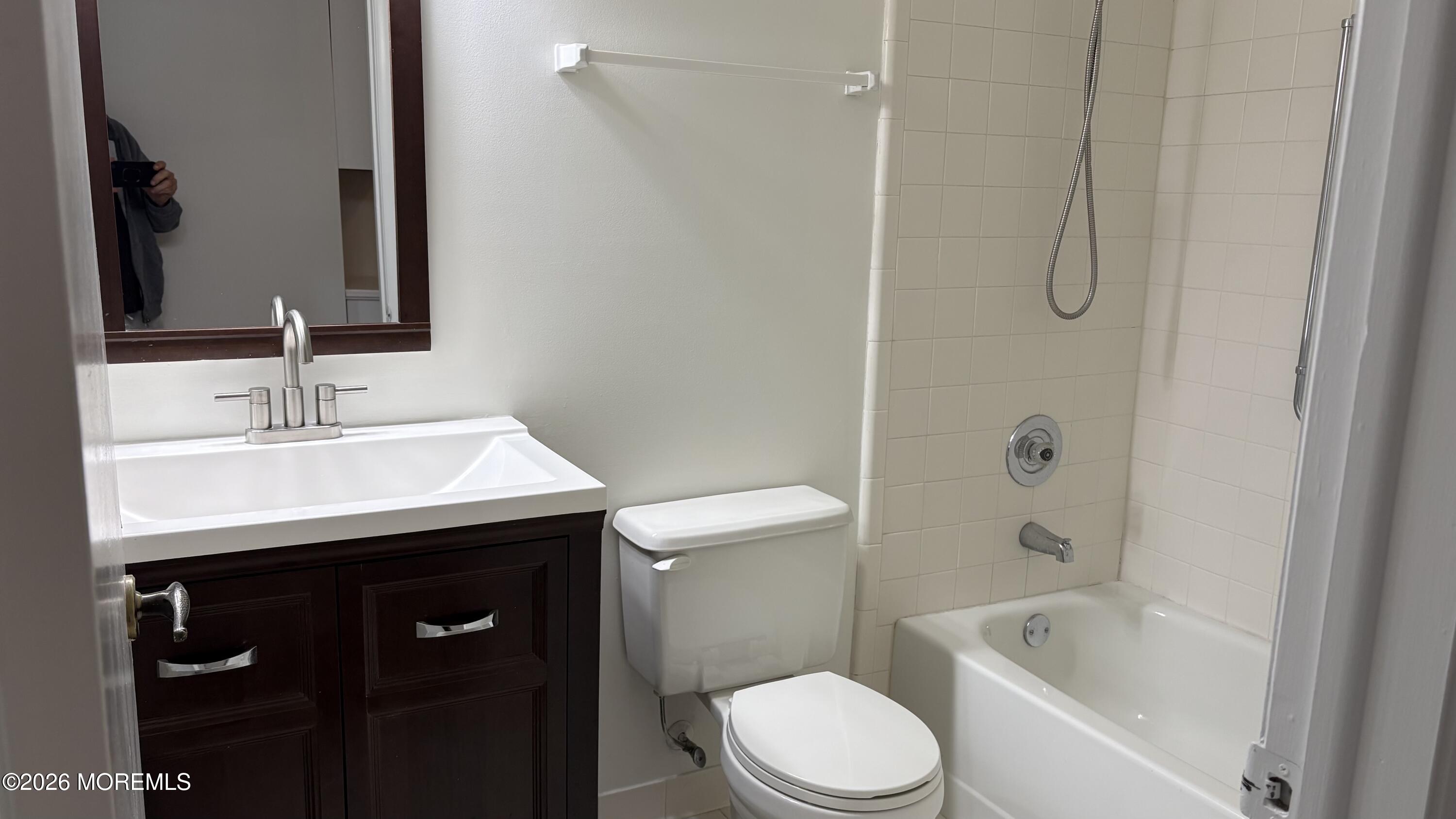846A Winchester Court Manchester NJ 08759