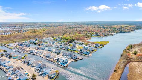6 Capstan Road Waretown NJ 08758