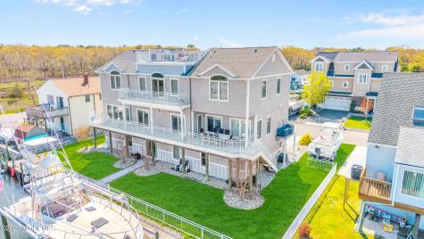 6 Capstan Road Waretown NJ 08758