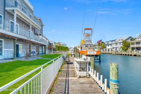 6 Capstan Road Waretown NJ 08758