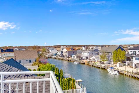 6 Capstan Road Waretown NJ 08758