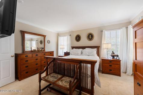 9 Edie Lane Howell NJ 07731