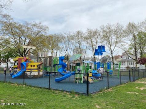 93 Willow Street Elmwood Park NJ 07407