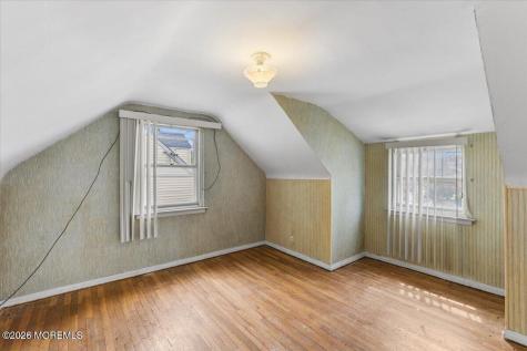 93 Willow Street Elmwood Park NJ 07407
