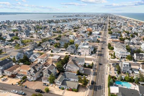 100 3rd Avenue Lavallette NJ 08735
