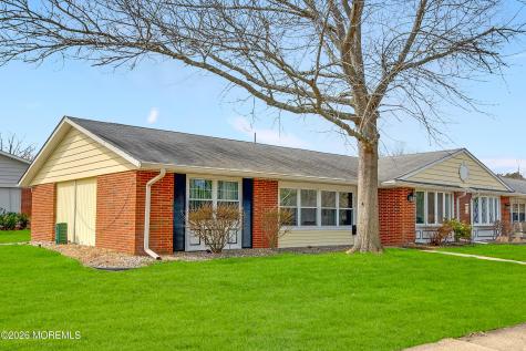 620A Huntington Drive Lakewood NJ 08701