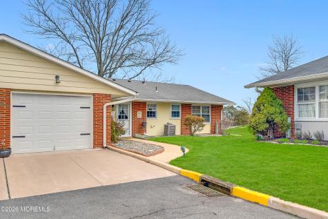 620A Huntington Drive Lakewood NJ 08701