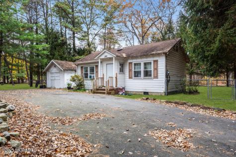 269 Alexander Avenue Howell NJ 07731