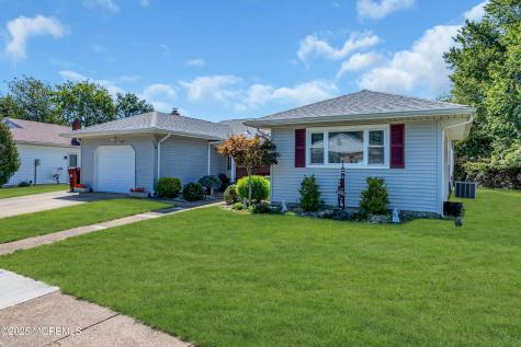 23 Fontana Street Toms River NJ 08757