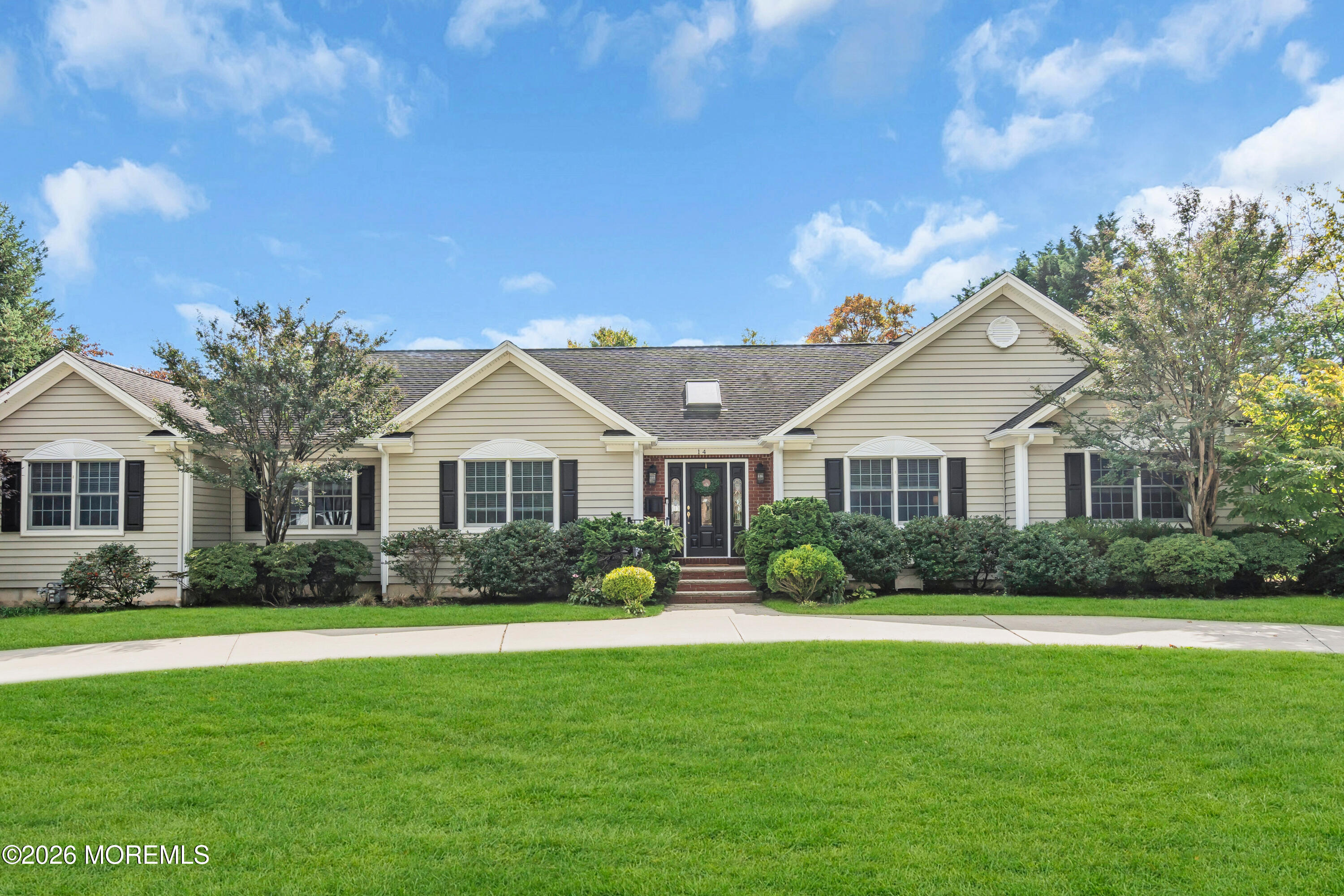 14 Winhar Place Oceanport NJ 07757