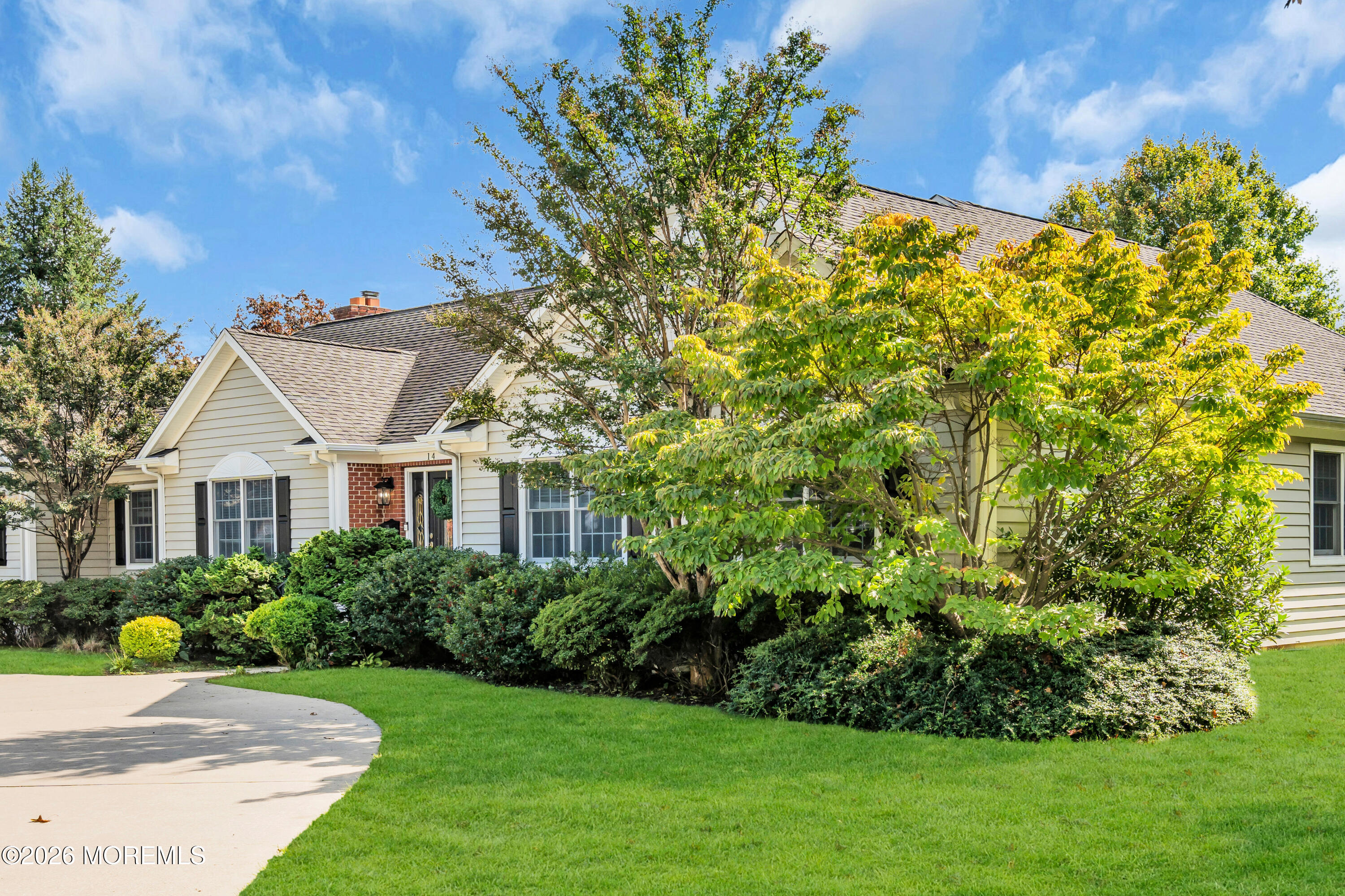 14 Winhar Place Oceanport NJ 07757
