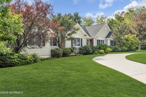 14 Winhar Place Oceanport NJ 07757