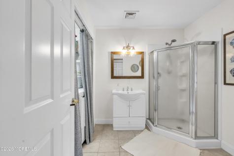 14 Winhar Place Oceanport NJ 07757