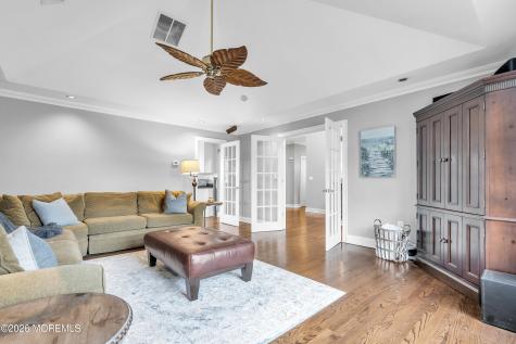 14 Winhar Place Oceanport NJ 07757