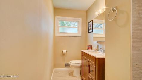 22 Columbia Road Parlin NJ 08859