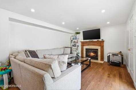 1707 Melville Street Oakhurst NJ 07755
