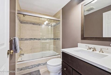 1707 Melville Street Oakhurst NJ 07755