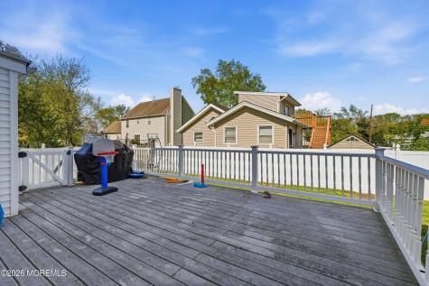 1707 Melville Street Oakhurst NJ 07755