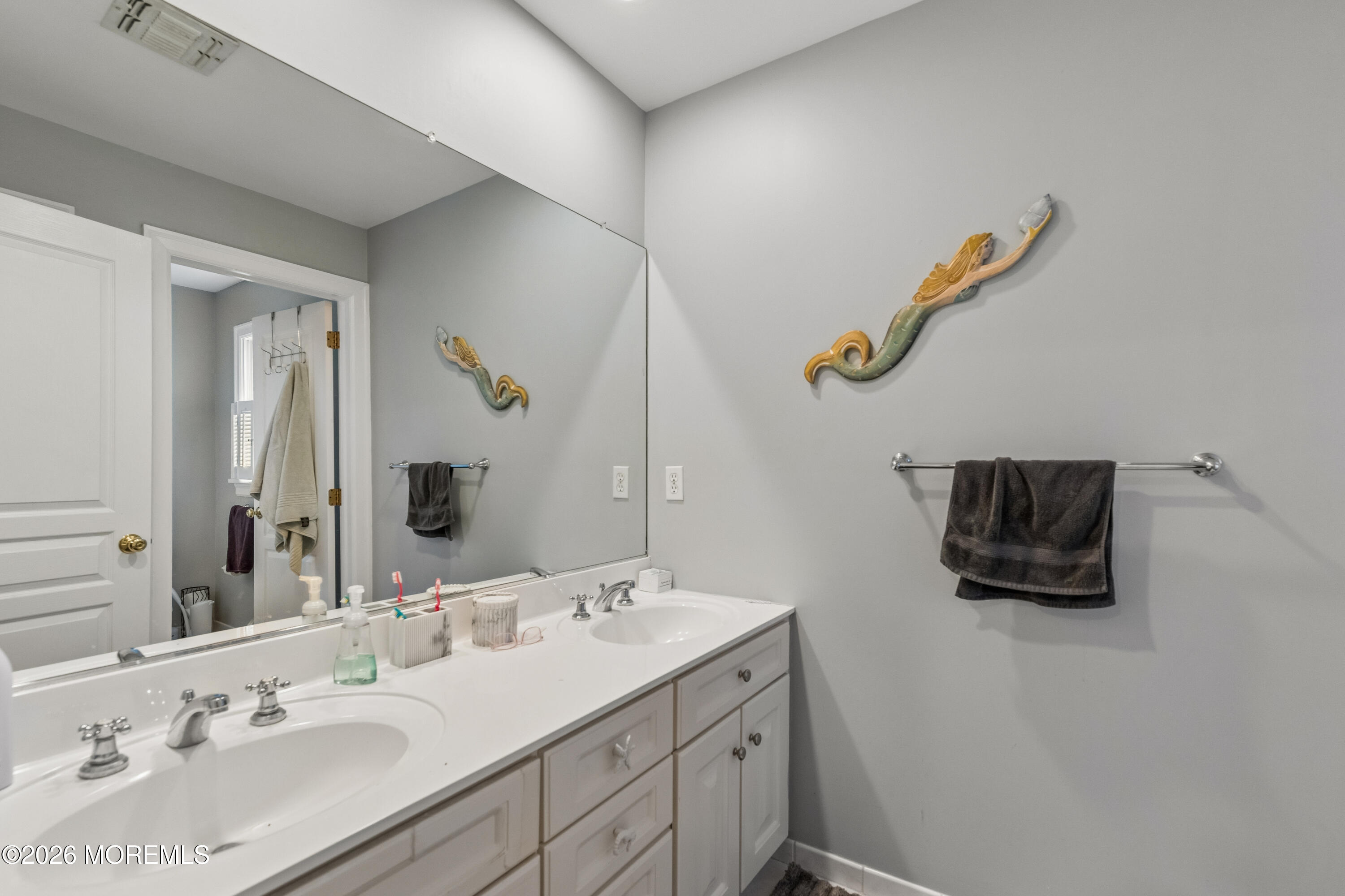 229 Parker Street Manahawkin NJ 08050