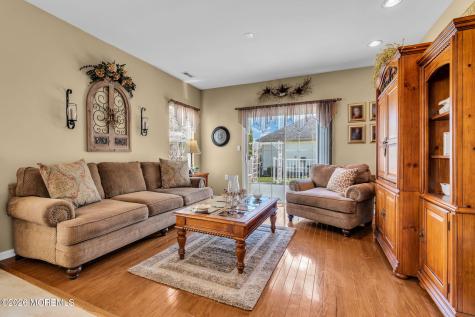 79 Halsted Drive Manchester NJ 08759