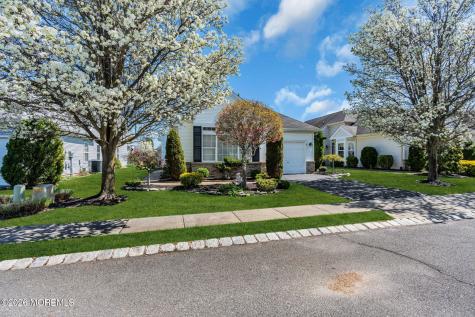 79 Halsted Drive Manchester NJ 08759