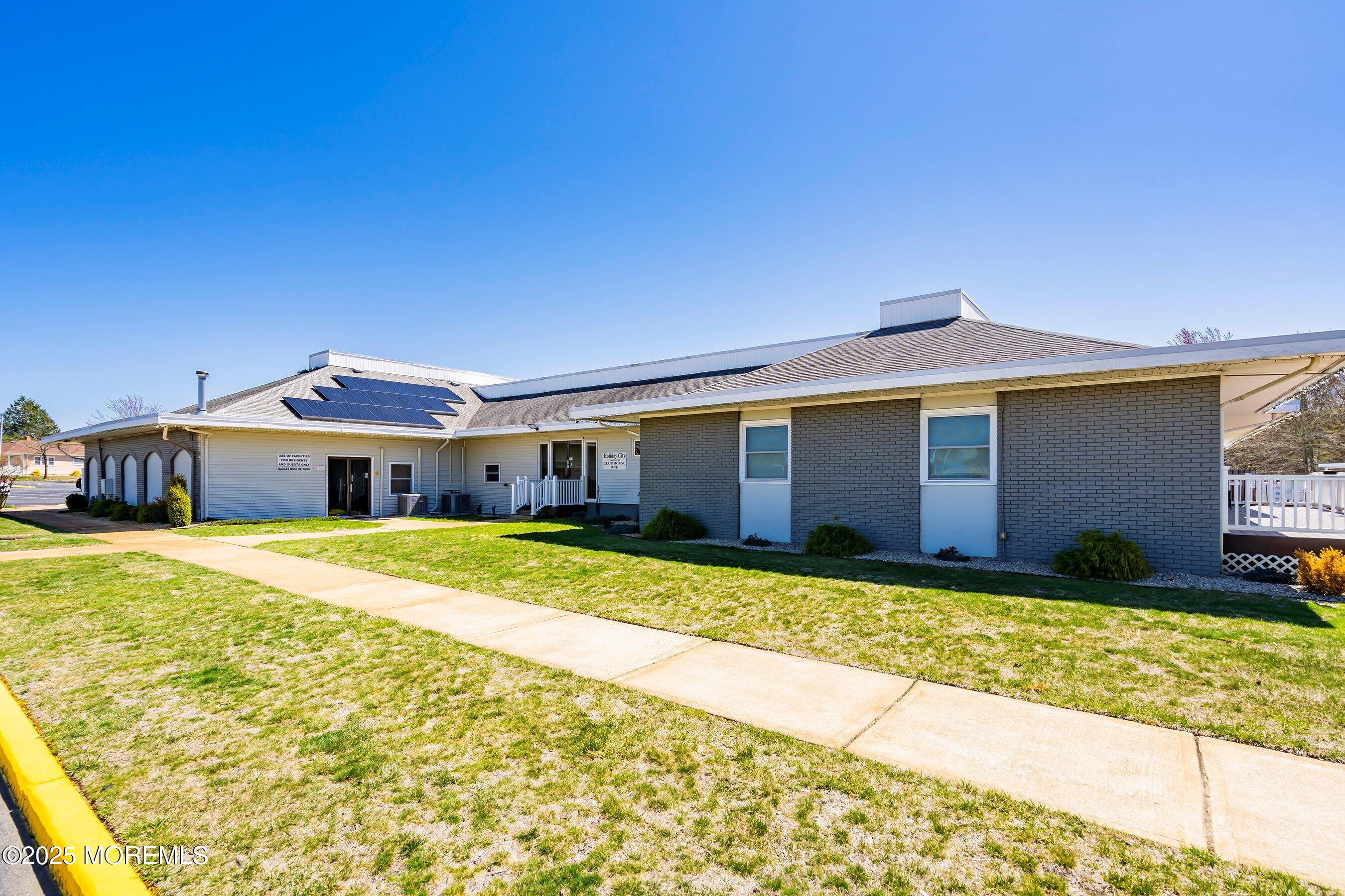 14 Saint Pierri Court Toms River NJ 08757