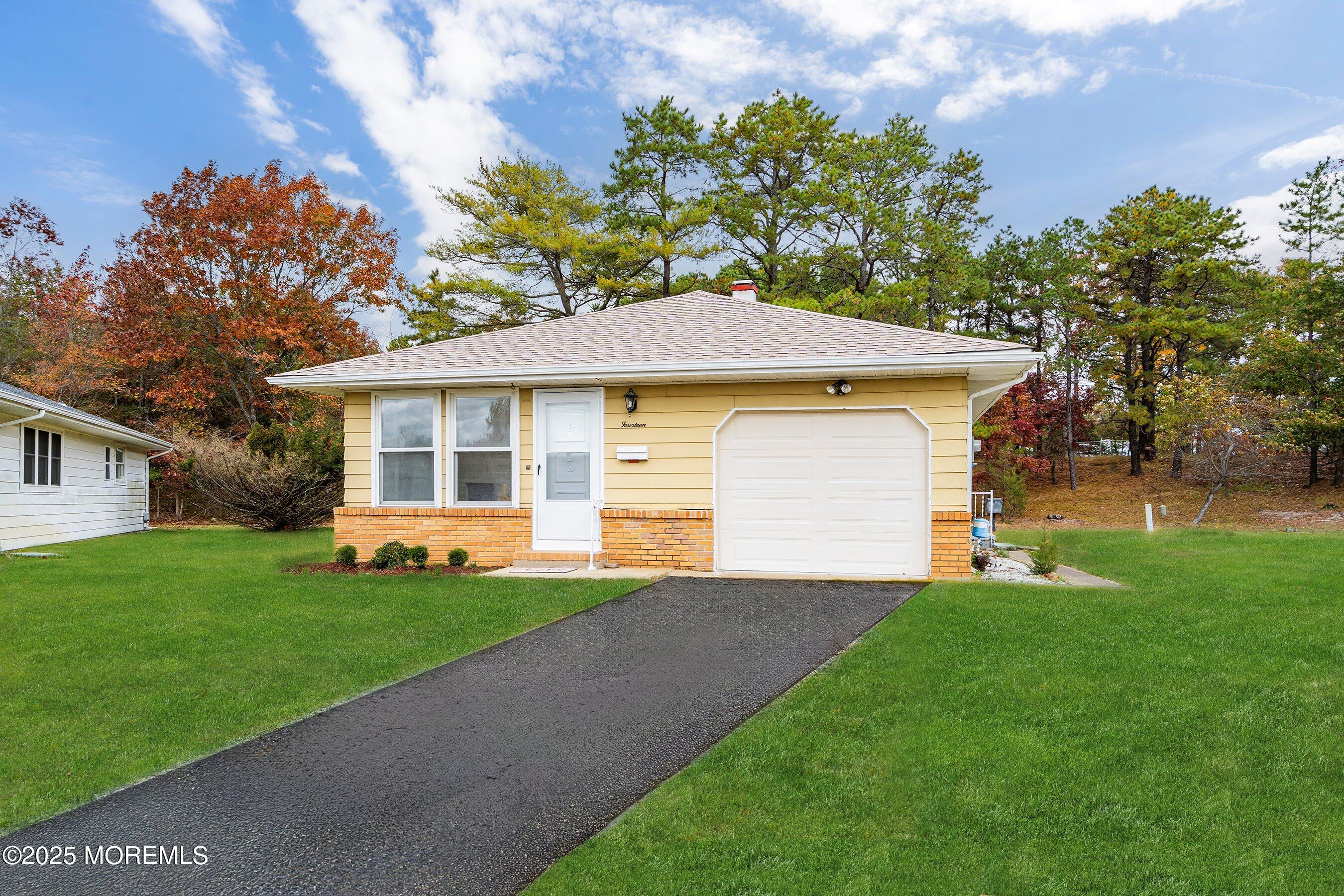 14 Saint Pierri Court Toms River NJ 08757