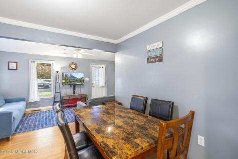 389 Bay Avenue Tuckerton NJ 08087