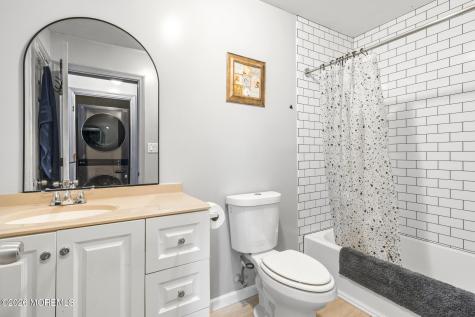 389 Bay Avenue Tuckerton NJ 08087