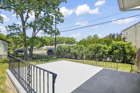 500 Surf Avenue Beachwood NJ 08722